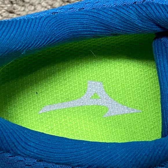 🩵👟Mizuno • blue wave runner 21 running shoes • 8.5 • EUC - Picture 6 of 7